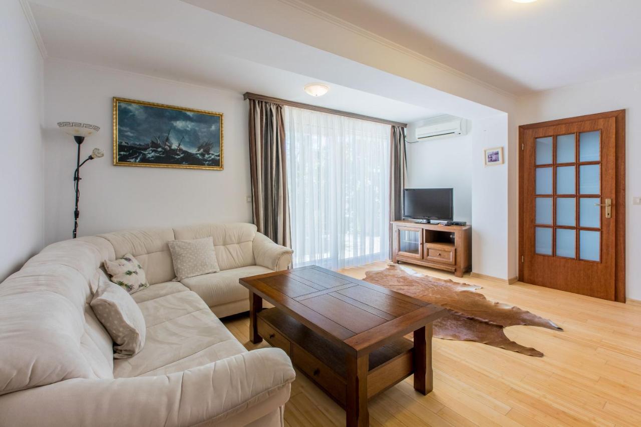 Apartments Robic Selce Bagian luar foto