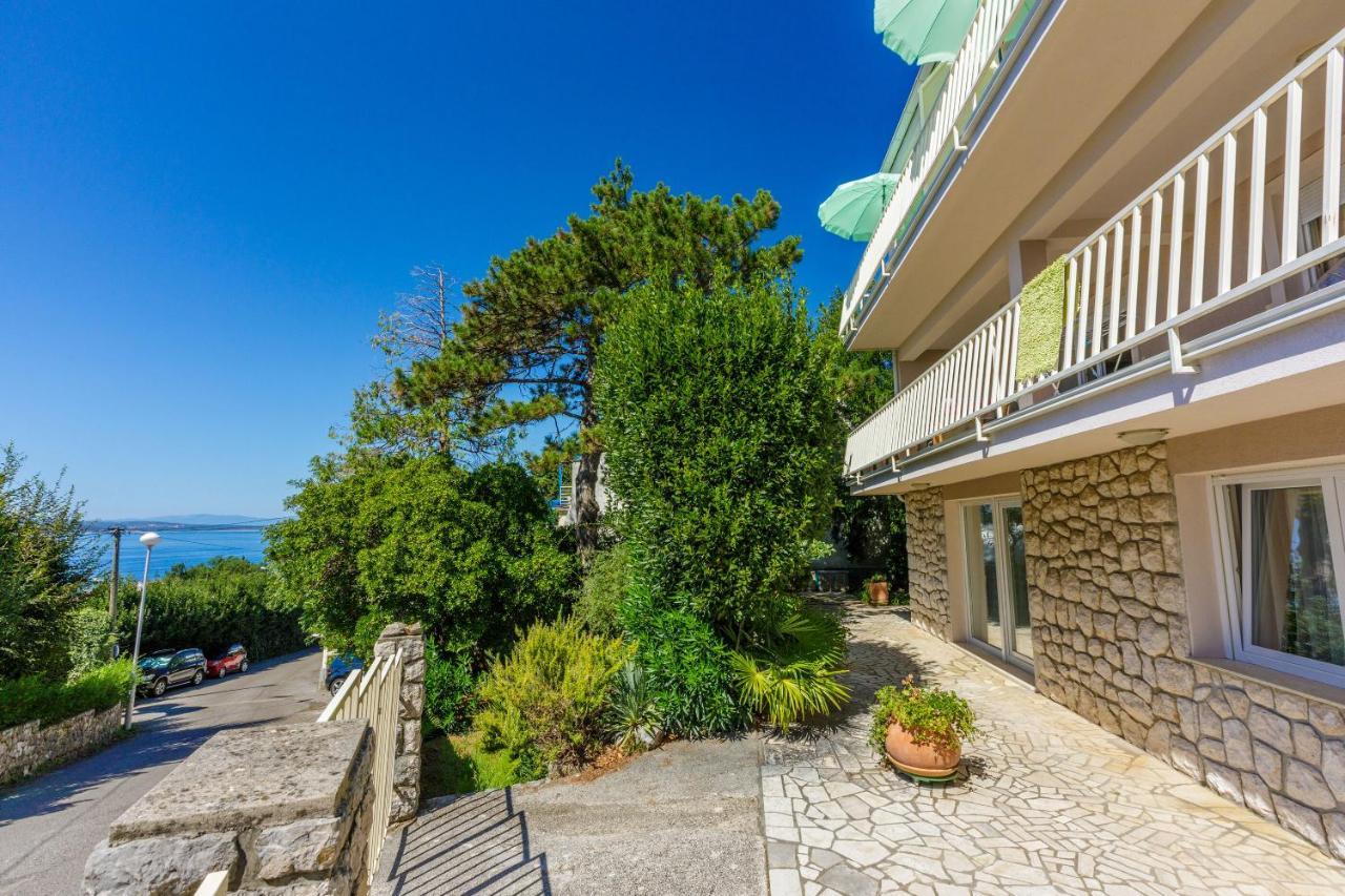 Apartments Robic Selce Bagian luar foto